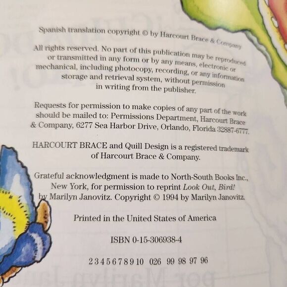 Cuidado Pajaro Spanish children's book Be Careful bird animal story - Picture 3 of 5